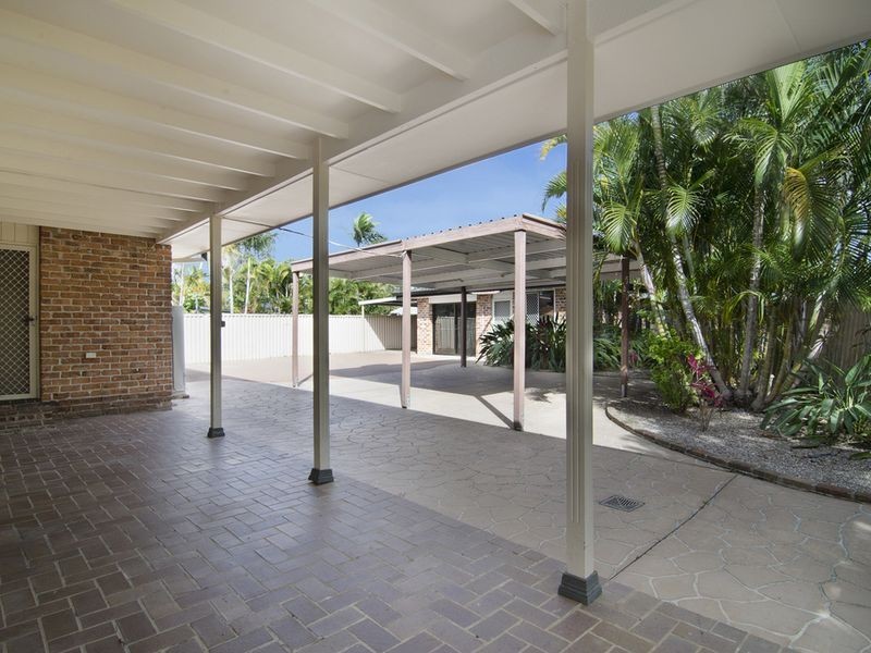 15 St Petersburg Place, Nerang QLD 4211