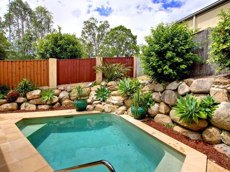 10 Riverwood Drive, Ashmore QLD 4214