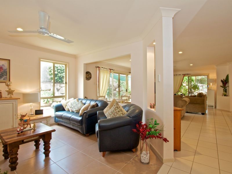 10 Riverwood Drive, Ashmore QLD 4214