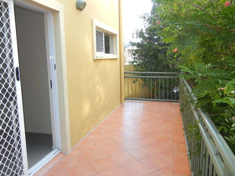 1/7 Johnston Street, Southport QLD 4215