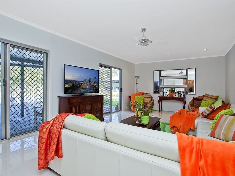 4 Winderadeen Court, Nerang QLD 4211