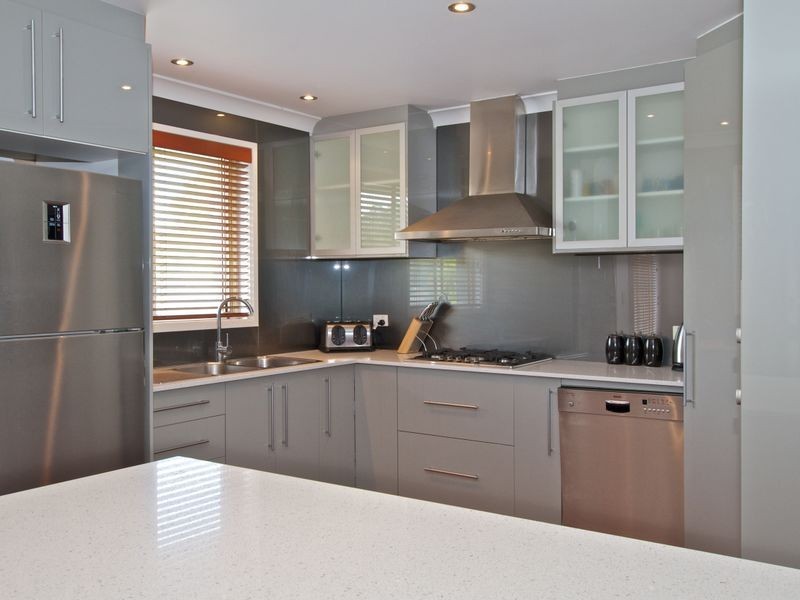 42 Yangoora Crescent, Ashmore QLD 4214