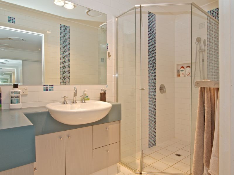 42 Yangoora Crescent, Ashmore QLD 4214