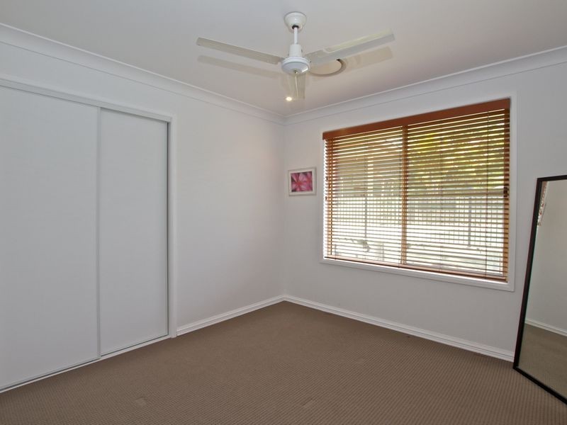 42 Yangoora Crescent, Ashmore QLD 4214