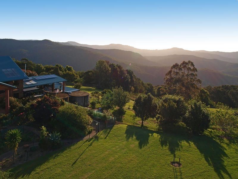 24 Outlook Avenue, Lower Beechmont QLD 4211