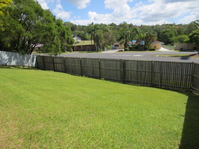 2A Alison Road, Carrara QLD 4211