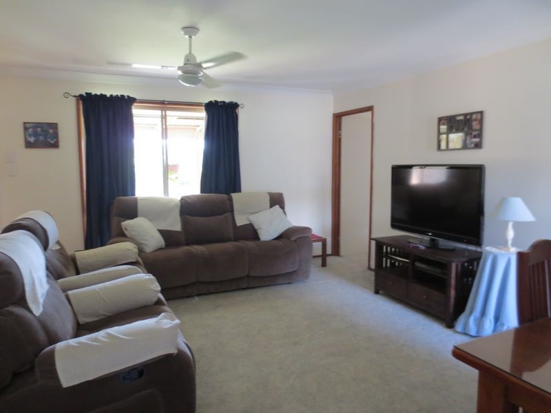 2A Alison Road, Carrara QLD 4211