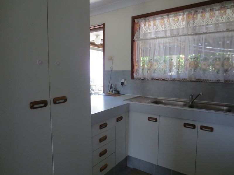 2A Alison Road, Carrara QLD 4211