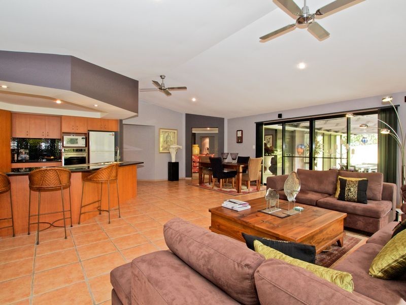 20 Ibrox Park Court, Nerang QLD 4211