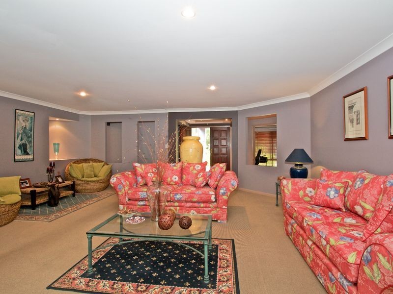 20 Ibrox Park Court, Nerang QLD 4211
