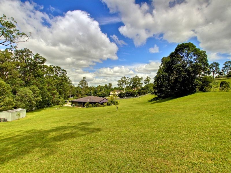 20 Ibrox Park Court, Nerang QLD 4211