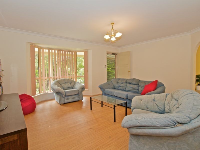 10 Lauder Court, Highland Park QLD 4211