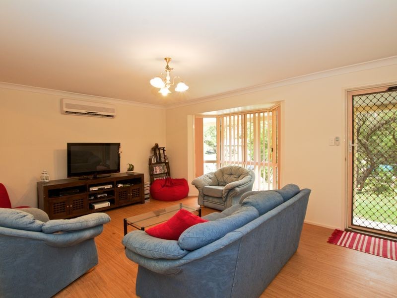 10 Lauder Court, Highland Park QLD 4211