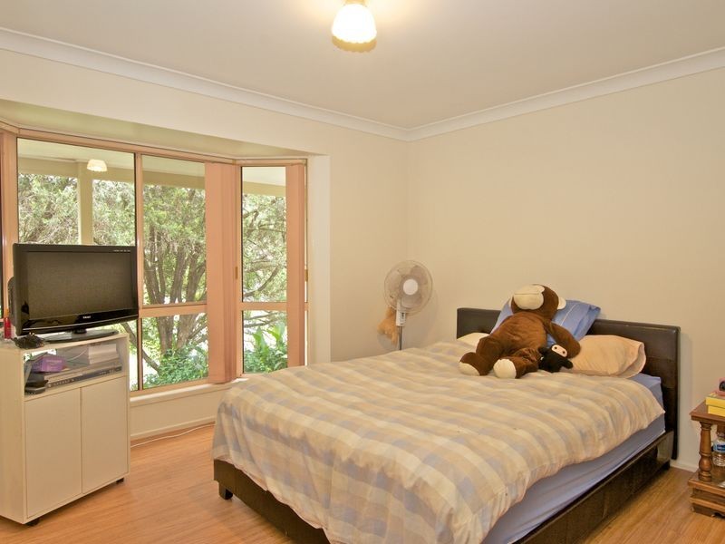 10 Lauder Court, Highland Park QLD 4211