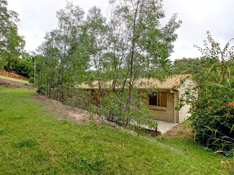 10 Lauder Court, Highland Park QLD 4211