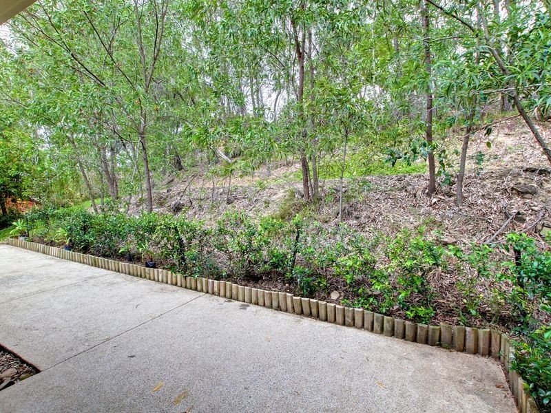 10 Lauder Court, Highland Park QLD 4211