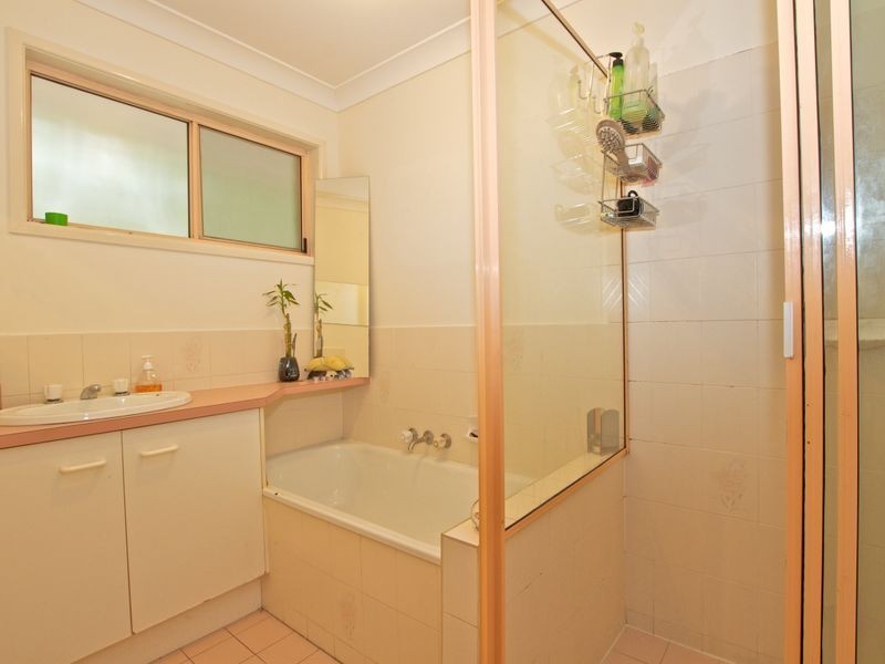 10 Lauder Court, Highland Park QLD 4211