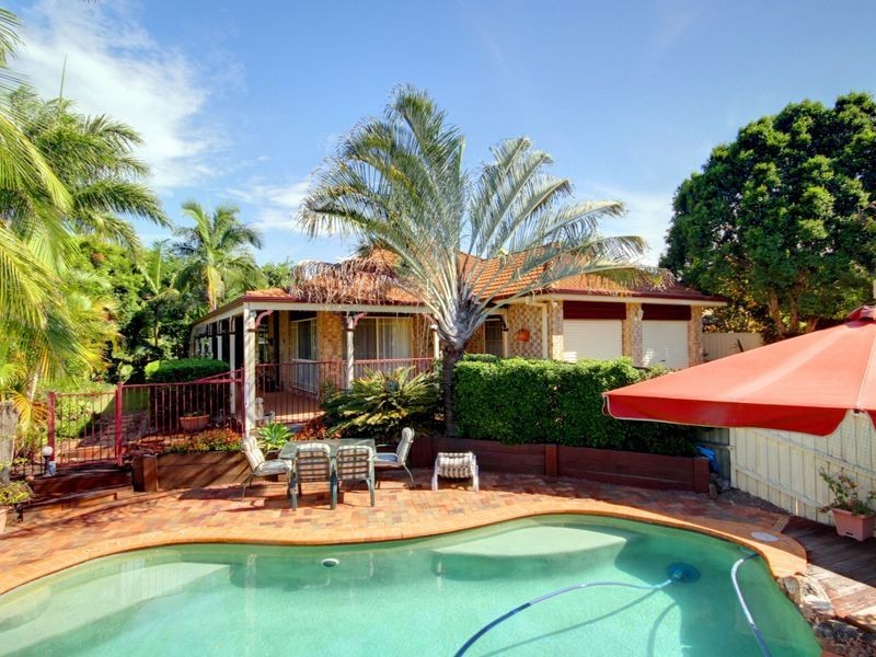 3 Hampshire Close, Highland Park QLD 4211