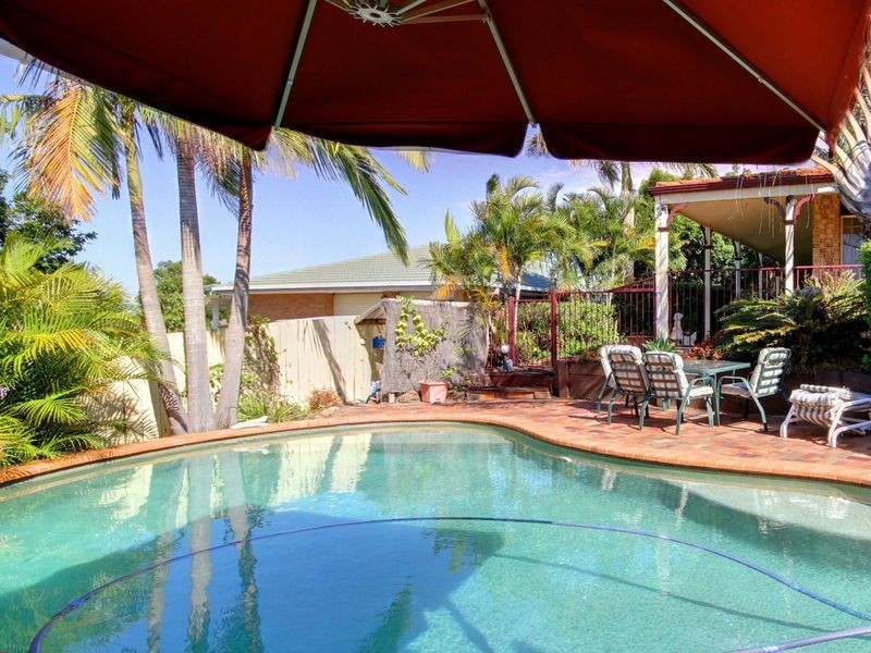3 Hampshire Close, Highland Park QLD 4211