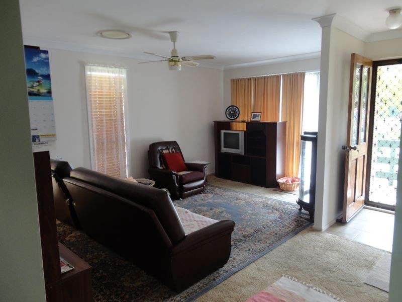 10 Lytham Court, Highland Park QLD 4211