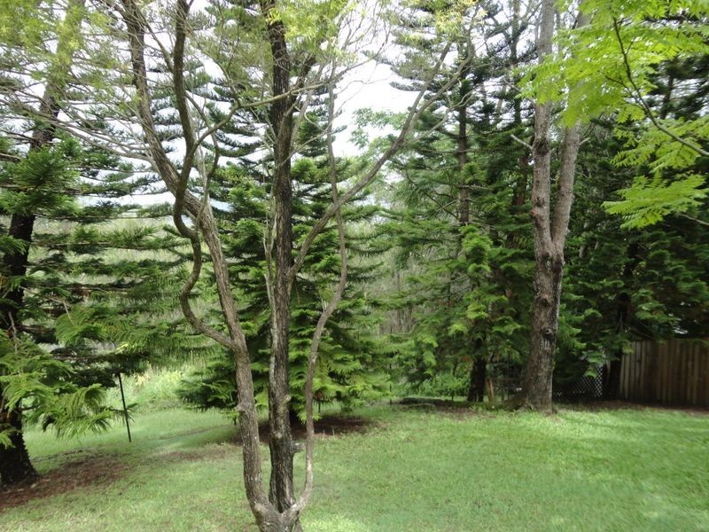 10 Lytham Court, Highland Park QLD 4211