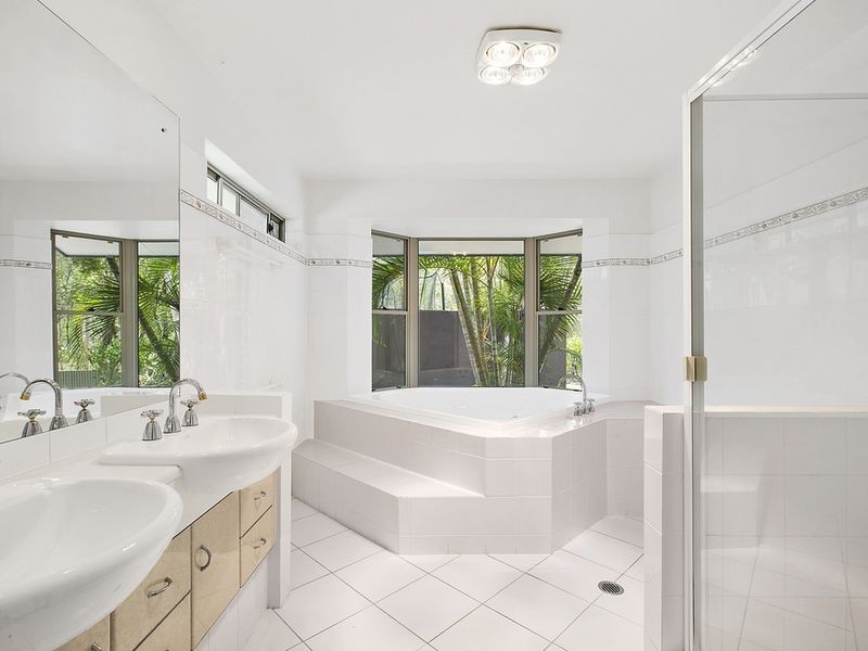 200 Crane Crescent, Nerang QLD 4211