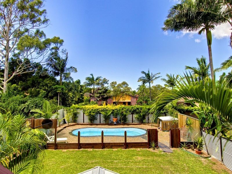 16 Mount Street, Nerang QLD 4211