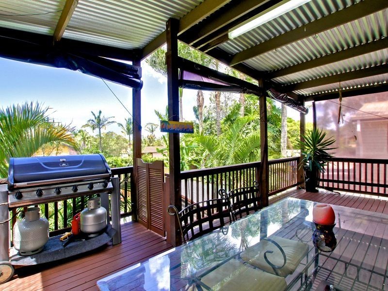16 Mount Street, Nerang QLD 4211