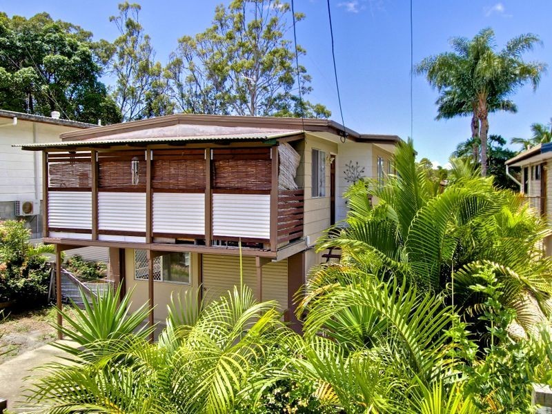 16 Mount Street, Nerang QLD 4211