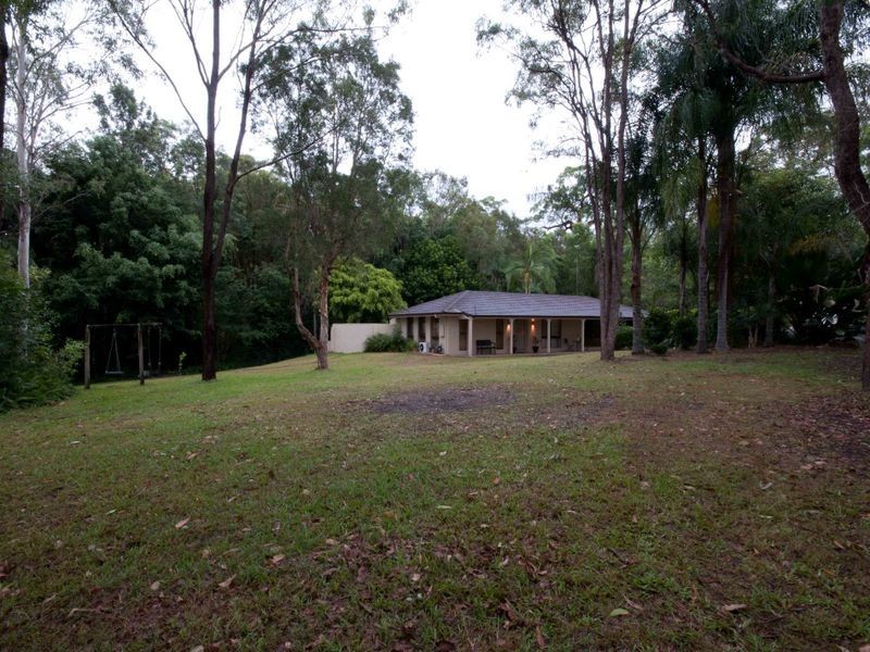 2 Bertana Drive, Mudgeeraba QLD 4213