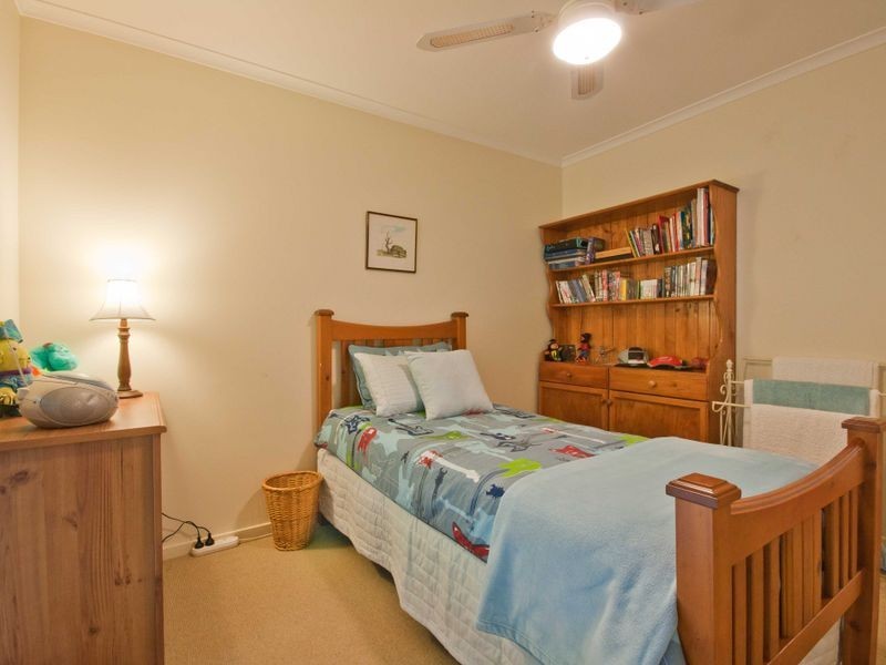 2 Bertana Drive, Mudgeeraba QLD 4213