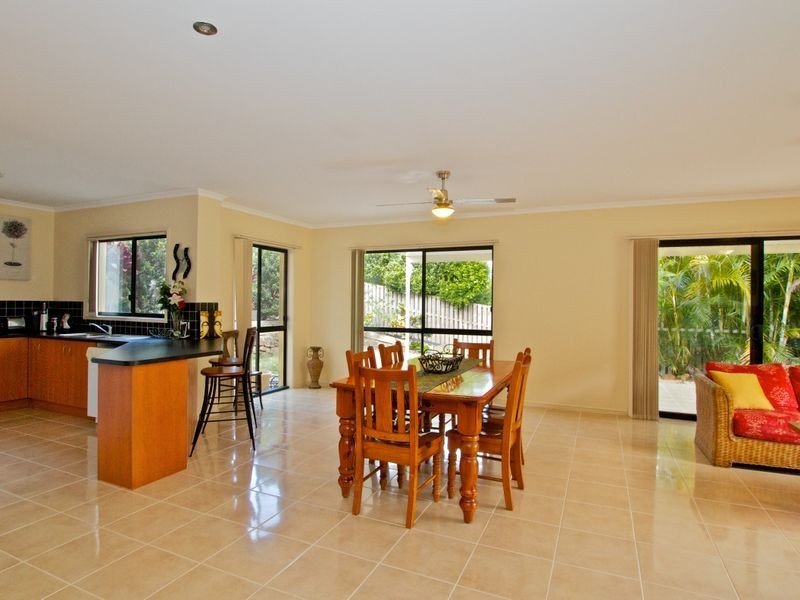 19 Ballah Crescent, Highland Park QLD 4211