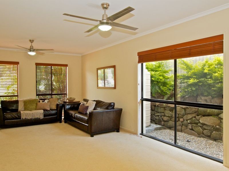 19 Ballah Crescent, Highland Park QLD 4211