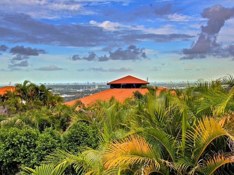 19 Ballah Crescent, Highland Park QLD 4211