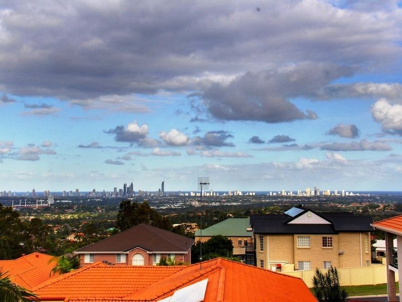 19 Ballah Crescent, Highland Park QLD 4211