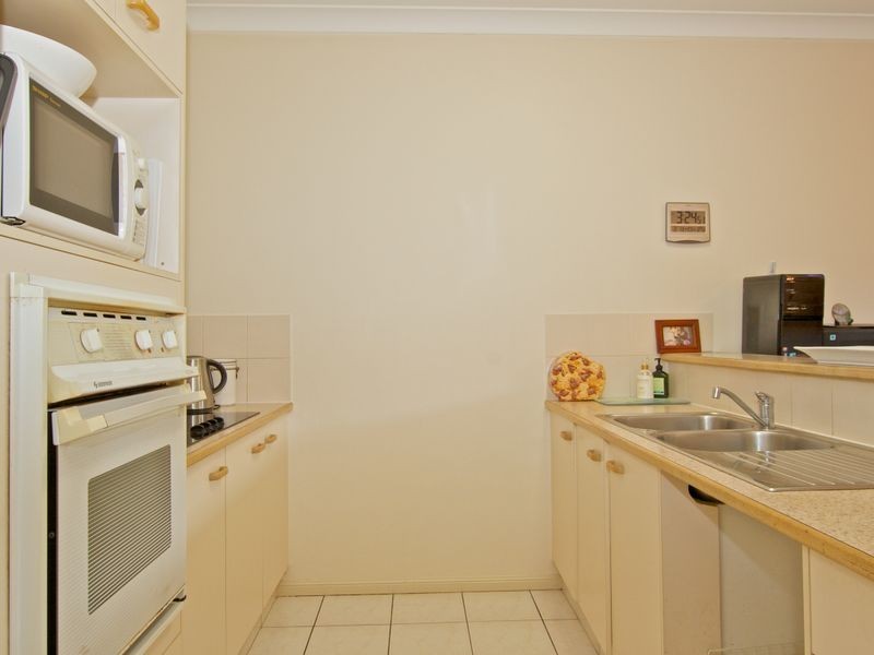 42/130 Plateau Crescent, Carrara QLD 4211