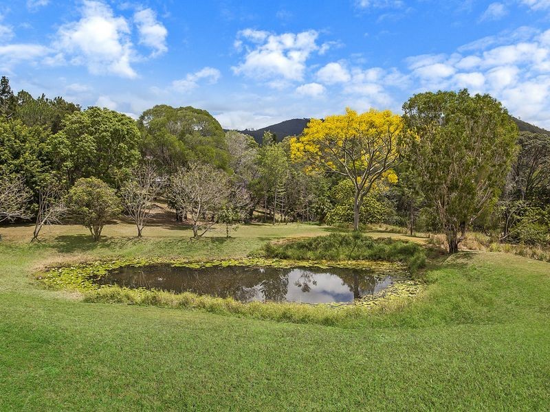 28 Glen Circuit, Clagiraba QLD 4211