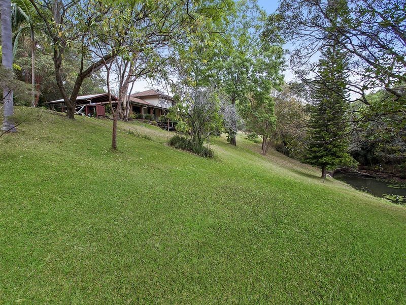 28 Glen Circuit, Clagiraba QLD 4211