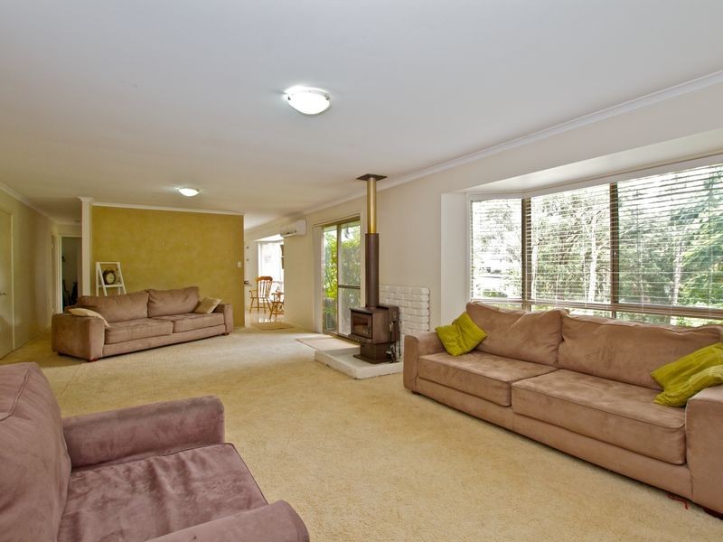 33 Woolmere Street, Carrara QLD 4211