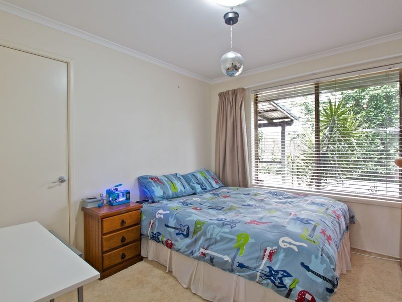 33 Woolmere Street, Carrara QLD 4211