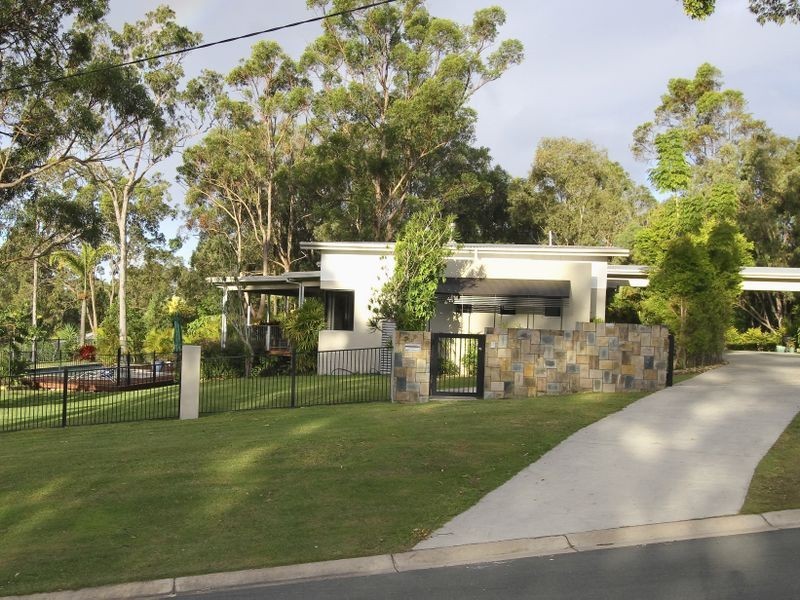 2 Lily Crescent, Nerang QLD 4211