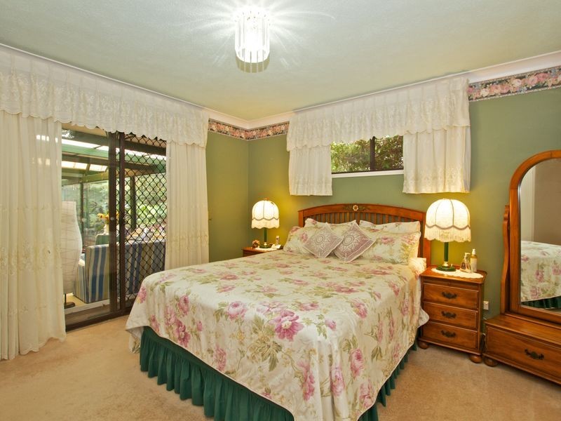 22 Dunsby Drive, Carrara QLD 4211