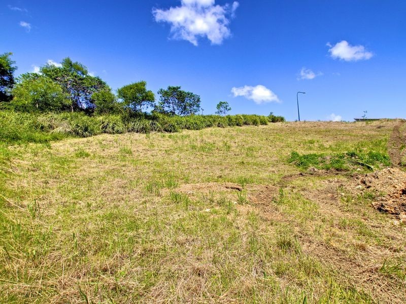 114 Wunburra Circle, Pacific Pines QLD 4211