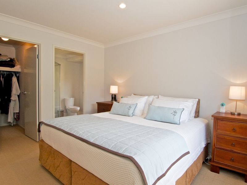 4 Patricia Court, Nerang QLD 4211