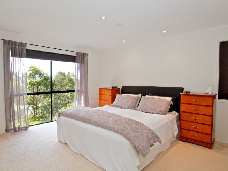 11 Tara Vista Boulevard, Highland Park QLD 4211