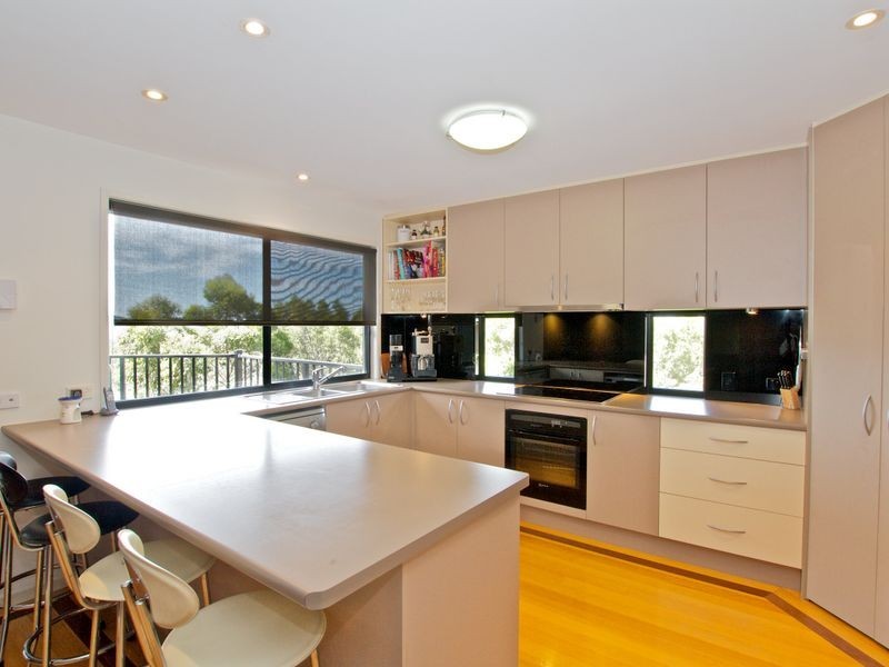 11 Tara Vista Boulevard, Highland Park QLD 4211