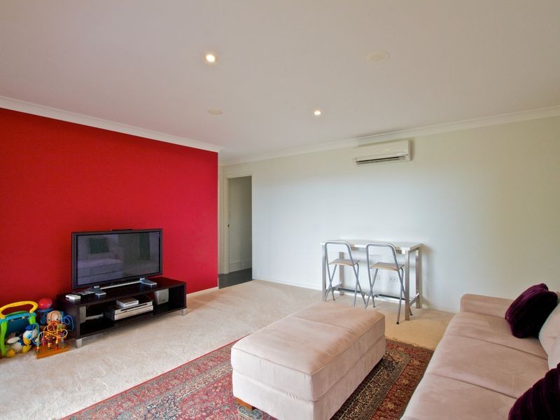 11 Tara Vista Boulevard, Highland Park QLD 4211