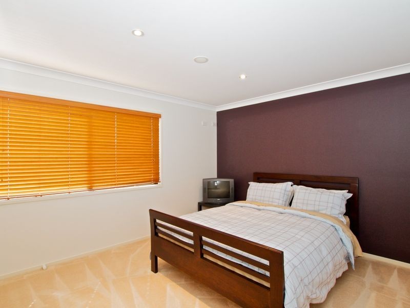 11 Tara Vista Boulevard, Highland Park QLD 4211