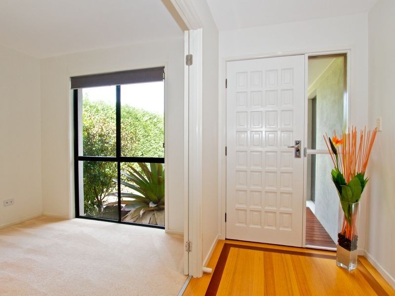 11 Tara Vista Boulevard, Highland Park QLD 4211