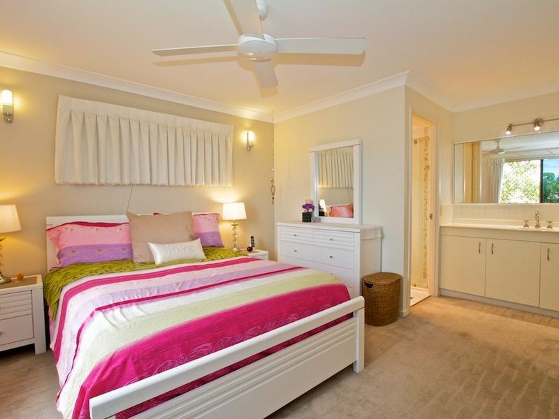 9 Teasdale Drive, Nerang QLD 4211